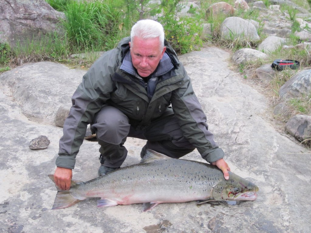 Tobbe med storlax 17,2kg  Hällen Älvkarleby
