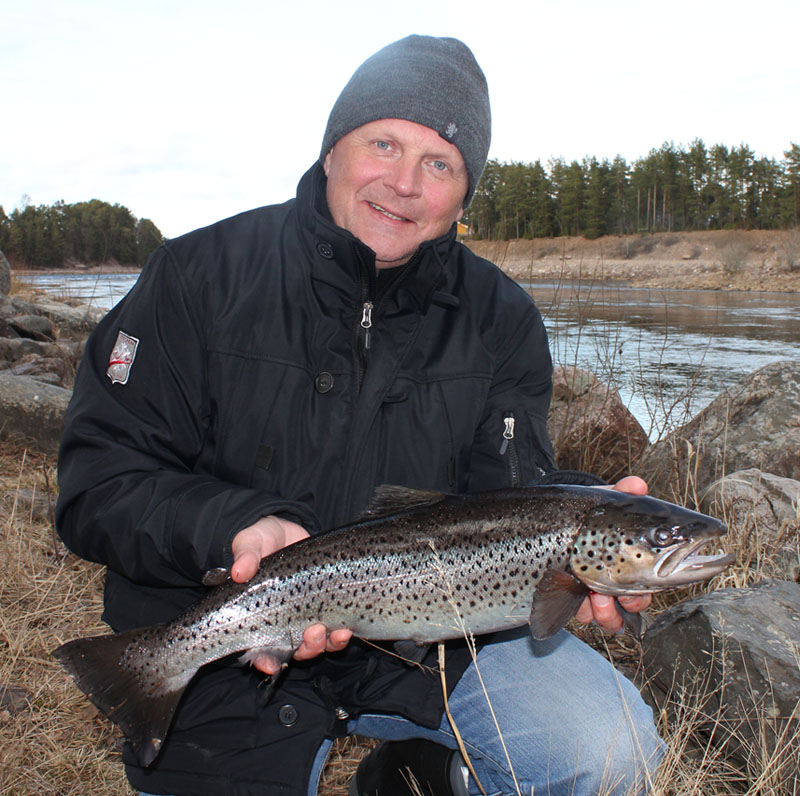 Pasi Pöllänen  Havsöring 2,8kg Älvkarleby