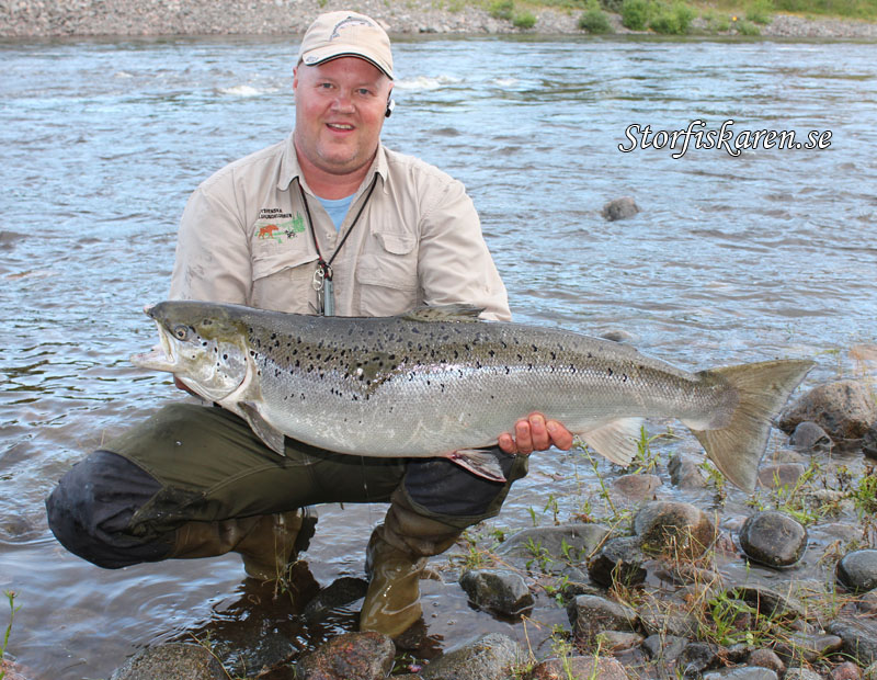 Joacim Reuterhäll med älvkarleby Lax 11,5 kg