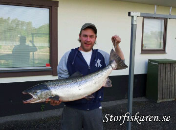 Viktor Jakobsson älvkarleby lax 13,9 kg